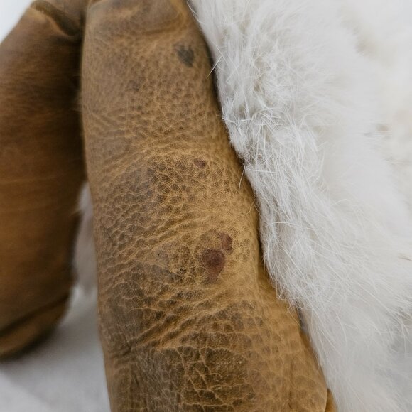 Handmade Inuit Mukluks Fur & Leather Beaded Boots - - Picture 9 of 10